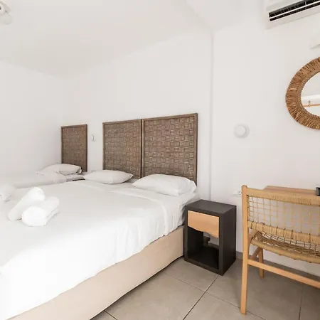 Super Paradise Hotel 2* סופר פרדייז ביץ'