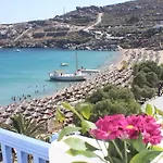 Super Paradise Hotel 2*
