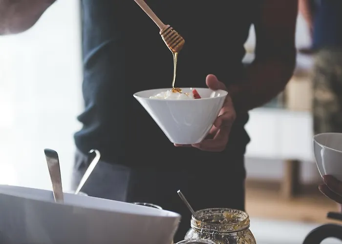 Super Paradise Suites Hotel