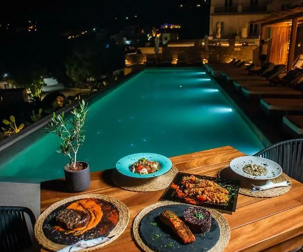 Hotel Super Paradise Suites 2*