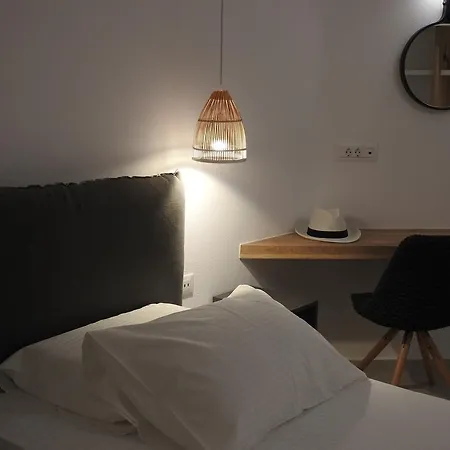 מלון Super Paradise Hotel סופר פרדייז ביץ'