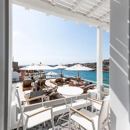 Hotel Super Paradise Suites