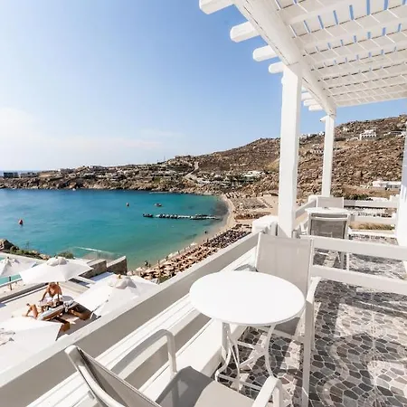 Hotel Super Paradise Suites