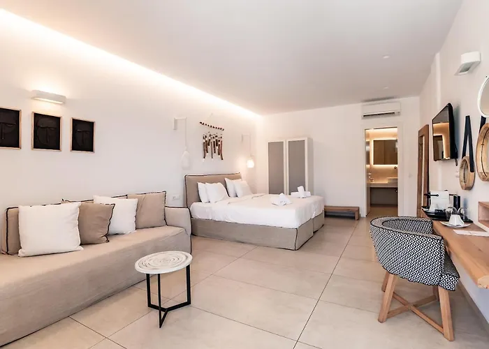 Hotel Super Paradise Hotel 2*