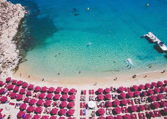 Super Paradise Hotel Hotel