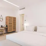 Super Paradise Hotel Hotell