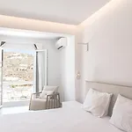 Super Paradise Hotel