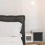 Super Paradise Hotel Hotell 2*